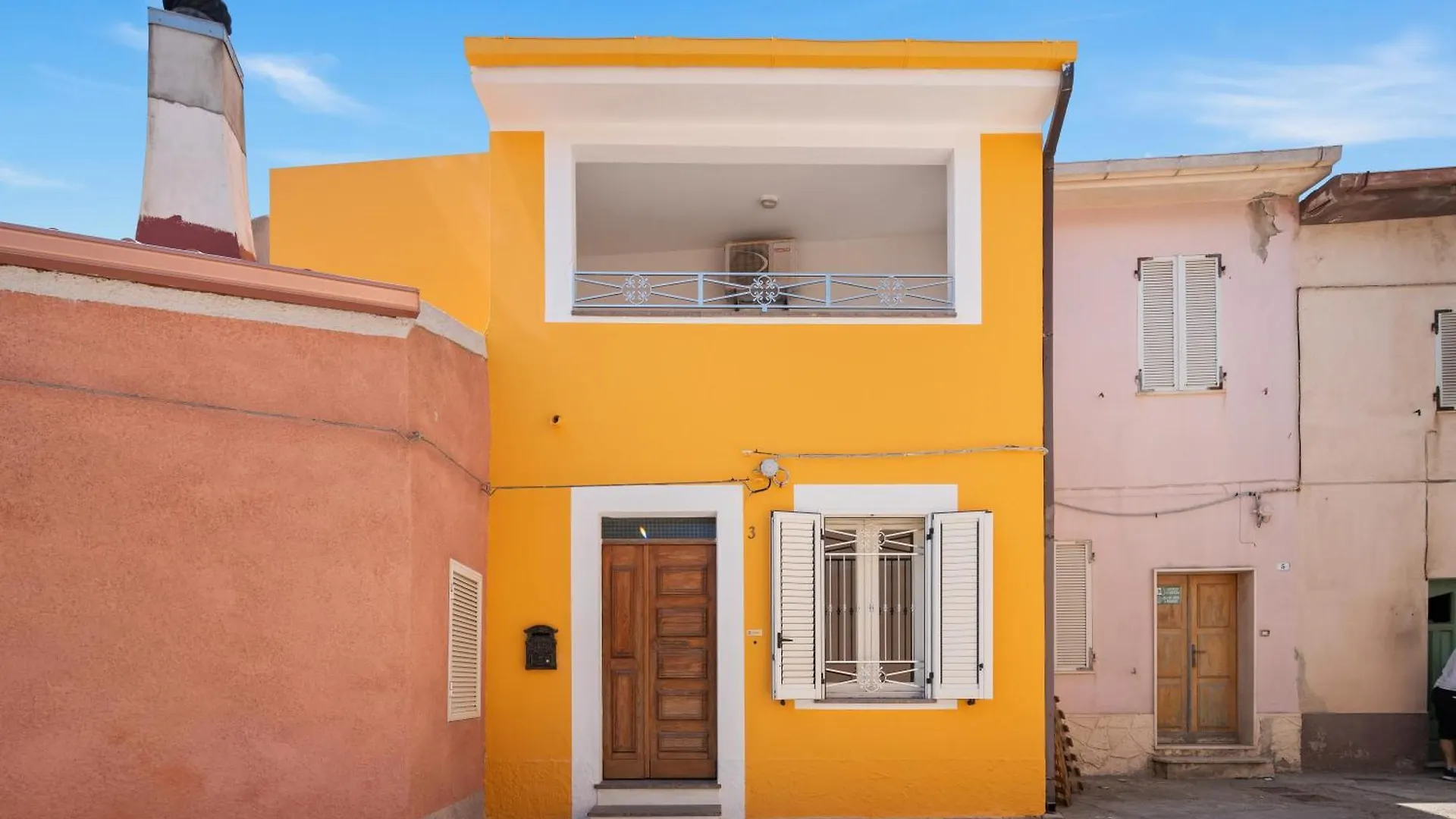 Feriehus I Tre Nuraghi Villa Tresnuraghes Italien